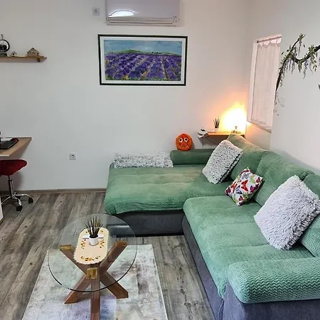 Greenhill Апартаменти Пула